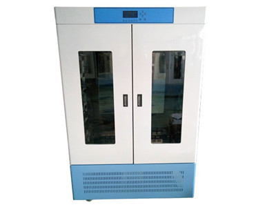 云南生化培养箱